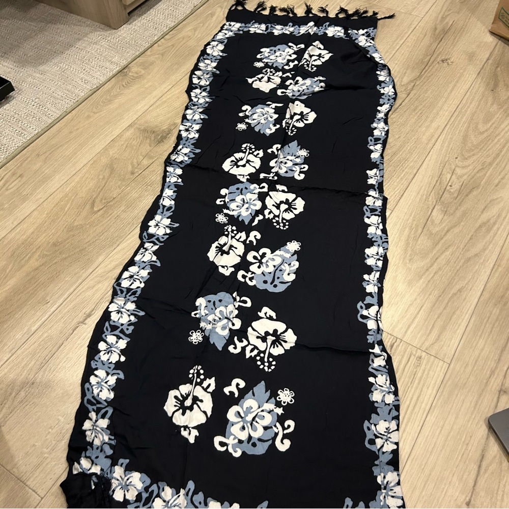 Vintage Shades of Maui Beach Sarong Pareo